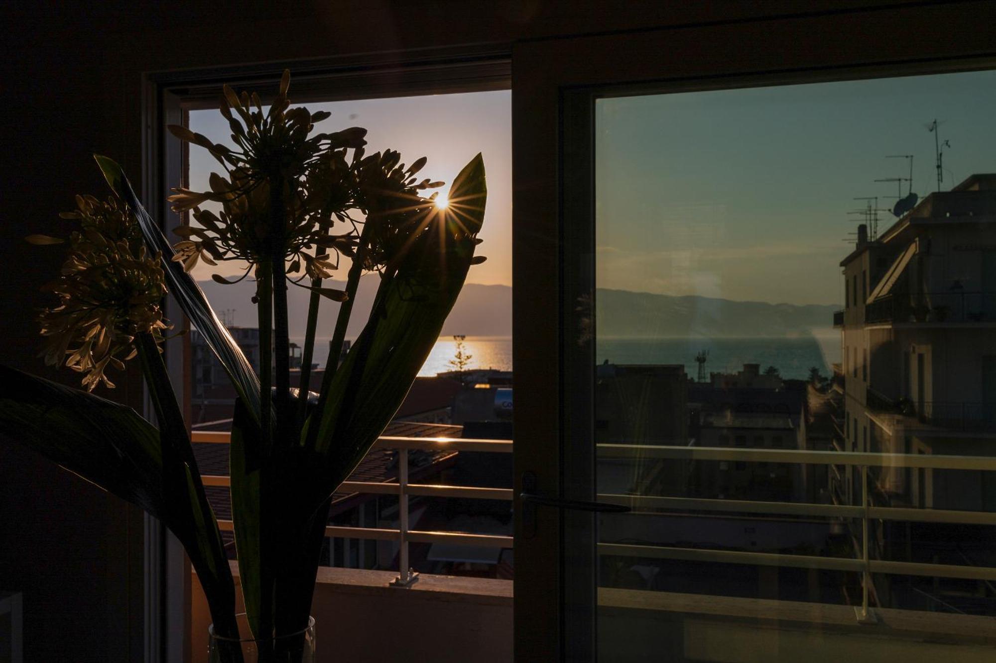 B&B Pellicano Guest House レッジョ・ディ・カラブリア エクステリア 写真