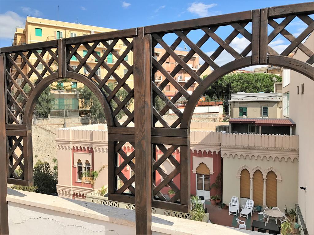 B&B Pellicano Guest House レッジョ・ディ・カラブリア エクステリア 写真